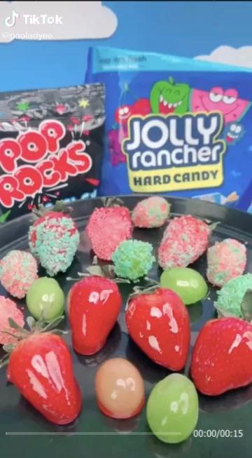 糖葫蘆在外網徹底火了 外國網友用麥樂雞塊培根做糖葫蘆,看著胃里一緊...